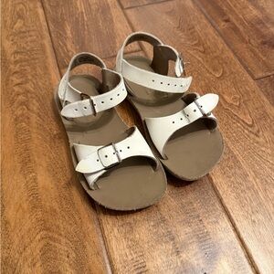 San Sun White Buckle Strap Sandals toddler 10